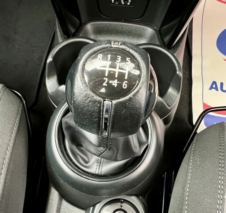 MINI HATCH 2.0 Cooper S 3-Door Hatch 2018