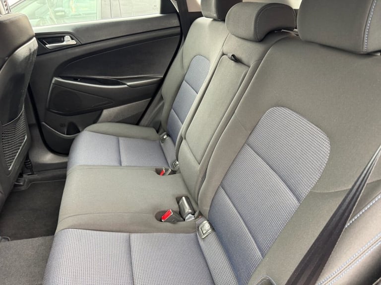 2018 Hyundai TUCSON 1.7 CRDi Blue Drive SE Nav SUV 5dr Diesel DCT Euro 6 (s/s) (141 ps) ESTATE Di...
