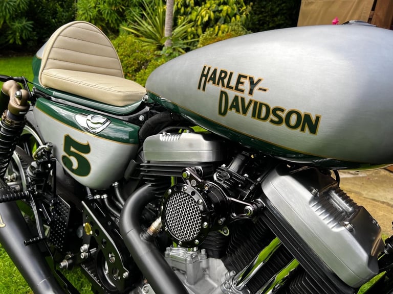 HARLEY DAVIDSON SPORTSTER 1200 CAFE RACER