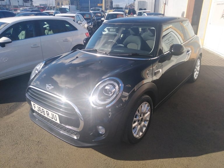 2018 MINI Hatch 1.5 Cooper Classic Hatchback 3dr Petrol Manual Euro 6 (s/s) (136 ps) Hatchback Pe...