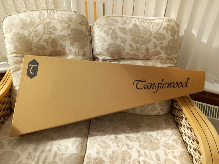 Unused Tanglewood TW4CE SB Electro Acoustic Super Folk Guitar 