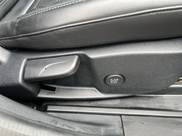 2022 Ford Puma 1.0 EcoBoost Hybrid mHEV 155 ST-Line Vignale 5dr HATCHBACK PETROL Manual