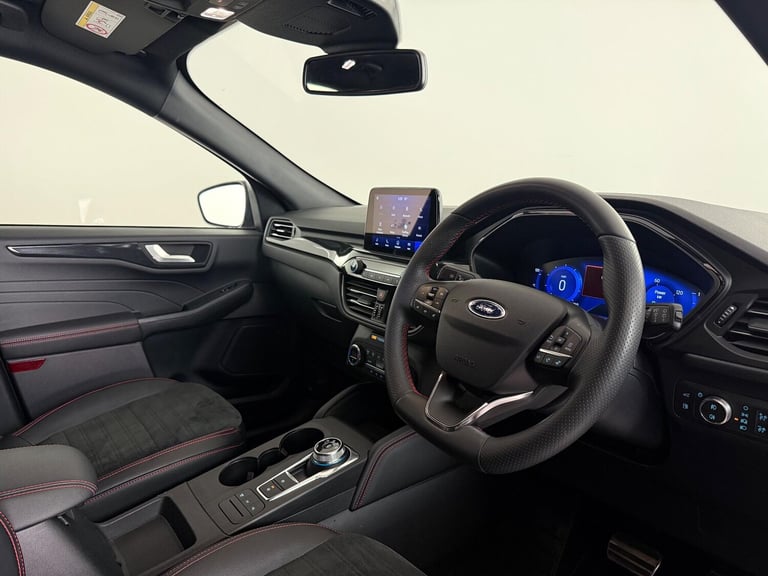 2022 Ford Kuga 2.5 EcoBoost Duratec 14.4kWh ST-Line CVT Euro 6 (s/s) 5dr HATCHBACK Petrol/Electri...