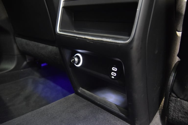 PORSCHE CAYENNE 3.0 V6 E-Hybrid 17.9kWh Platinum Edition 2022
