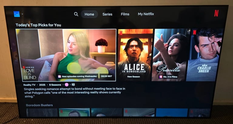 Samsung SMART tv 75 inch 4k UHD Fully Working order  