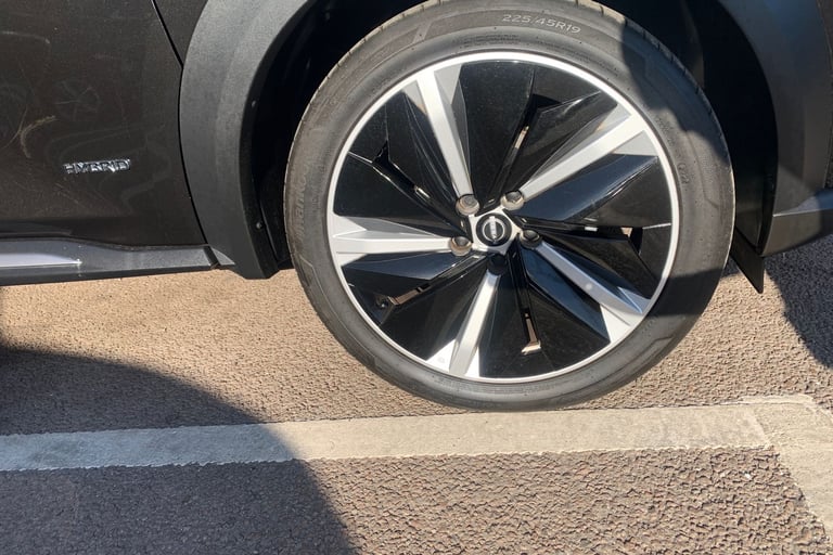 2023 Nissan Juke 1.6 Hybrid Tekna+ 5dr Auto HATCHBACK PETROL/ELECTRIC Automatic