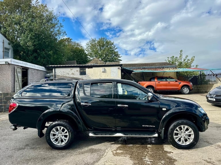 2015 Mitsubishi L200 Double Cab DI-D Barbarian 4WD Auto 176Bhp PICK UP Diesel Automatic