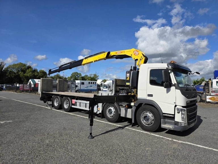 image for 2020 Volvo FM430 8X4 27ft Beavertail/ Flat