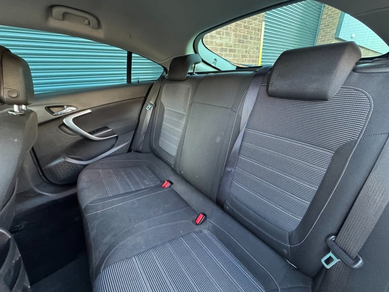 2015 Vauxhall Insignia 2.0 CDTi [140] ecoFLEX SRi 5dr [Start Stop] HATCHBACK Diesel Manual