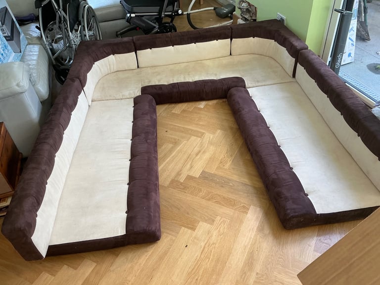 image for Seating/bed for Mercedes Sprinter campervan 