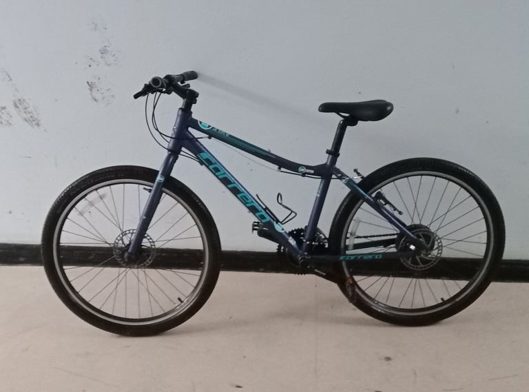 Girls Carrera bicycle 