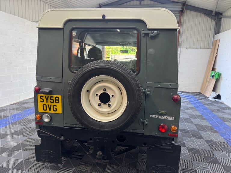 2008 Land Rover Defender Hard Top TDCi PANEL VAN Diesel Manual