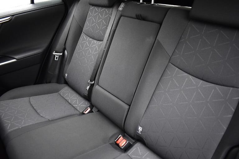 2022 Toyota RAV4 2.5 Vvt Hybrid Gpf Design Suv 5dr Petrol CVT Euro 6 (s/s) (218 Ps) ESTATE Petrol...