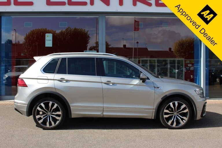 2020 70 VOLKSWAGEN TIGUAN 2.0 TDI R-LINE TECH SUV 5DR DIESEL DSG EURO 6 (S/S) (1