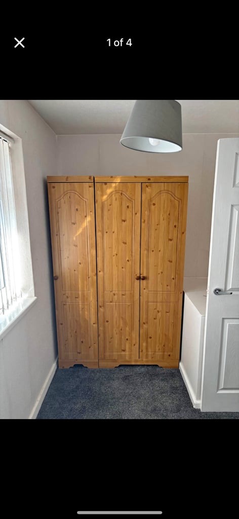 pine veneer triple wardrobe and set of drawers 