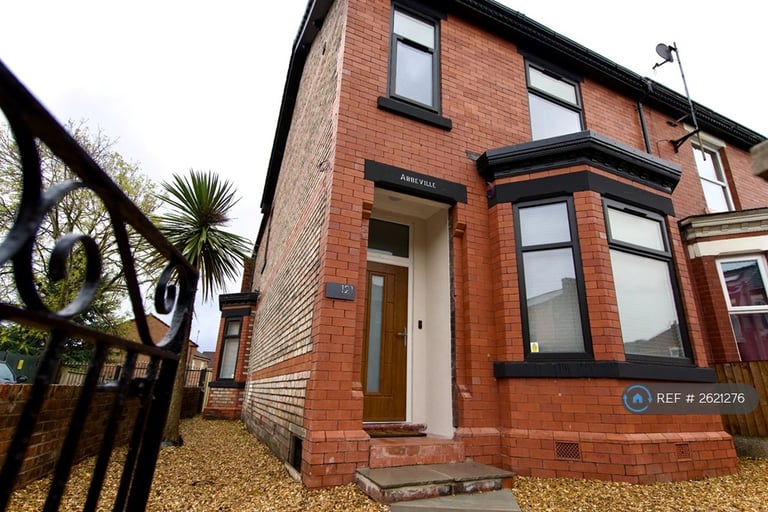 1 bedroom in Barton Lane, Manchester, M30 (#2621276)