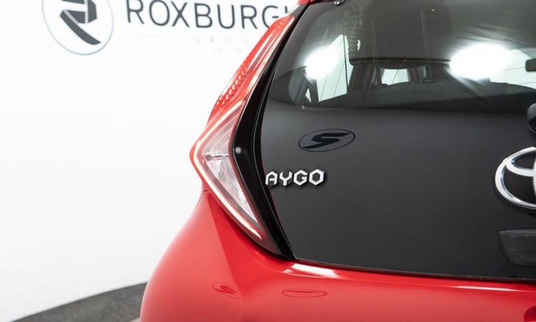 2018 TOYOTA AYGO 1.0 VVT-I X-PLAY HATCHBACK 5DR PETROL X-SHIFT EURO 6 (71 PS)