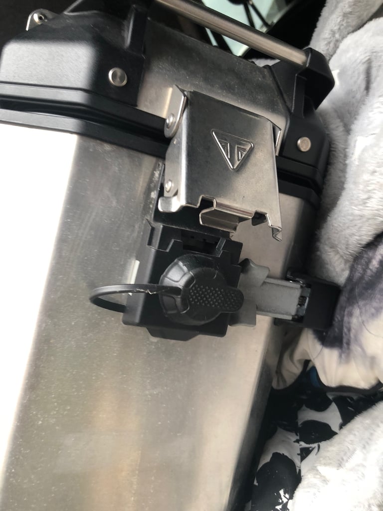 image for Triumph 1200 explorer panniers