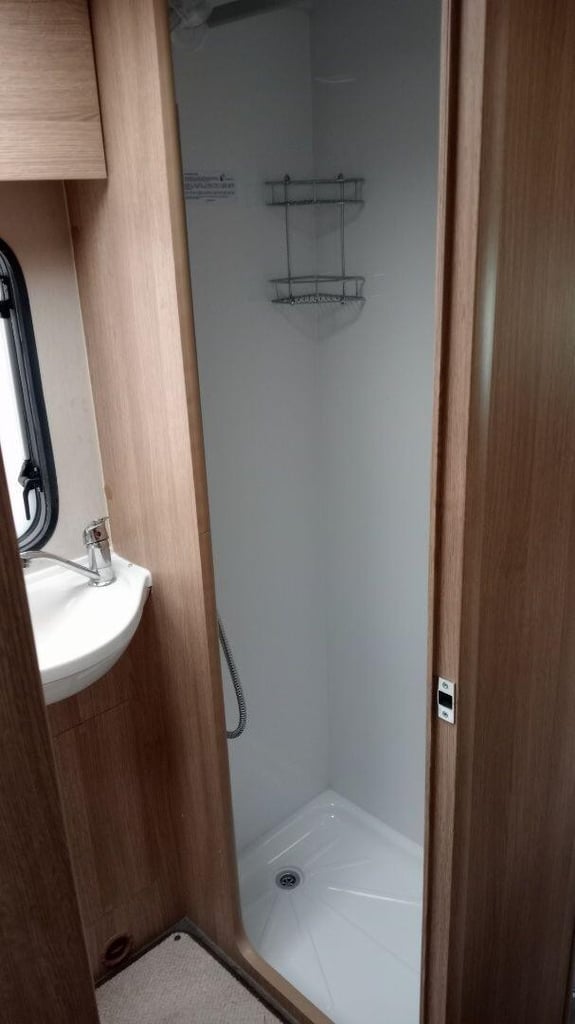 2020 Auto-Trail Imala 734