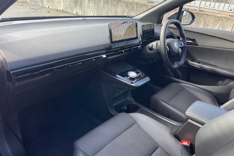 2023 MG MG4 64kWh Trophy Long Range Hatchback 5dr Electric Auto (203 ps) Hatchback Electric Autom...