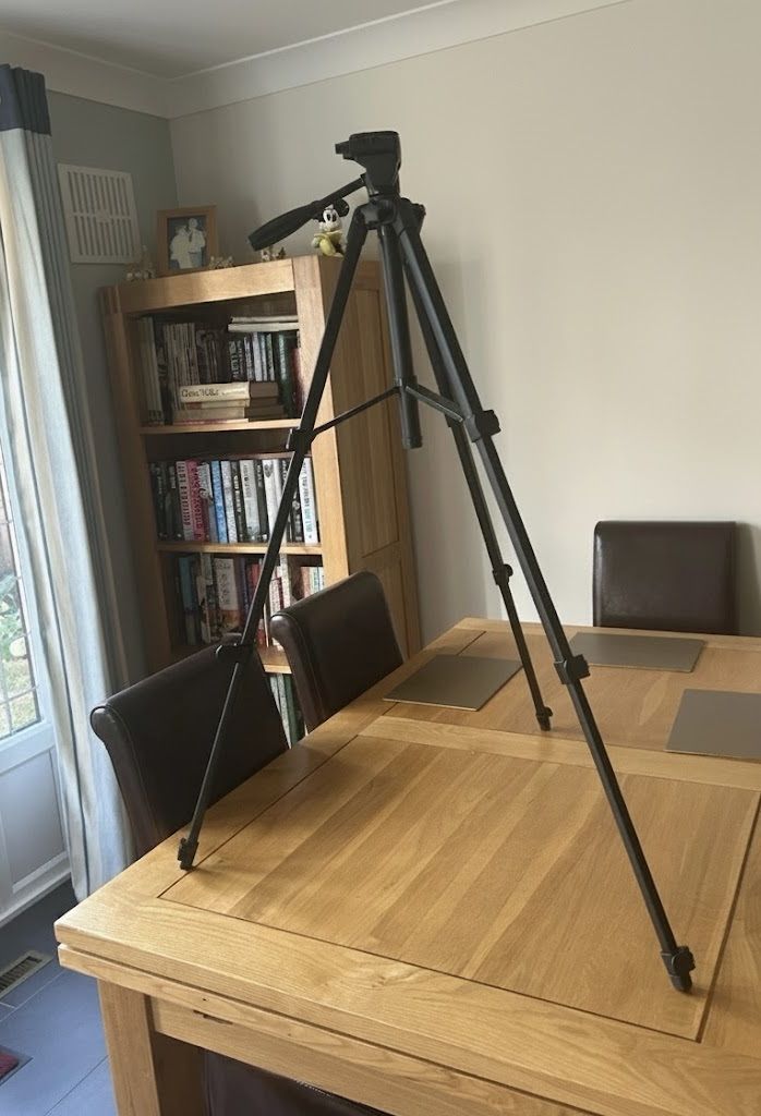 Velbon ex-640 Tripod (RRP £120)