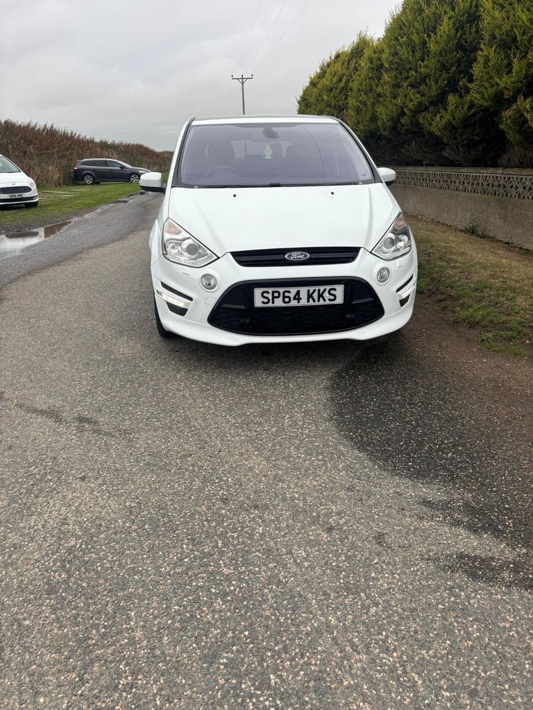 2014 64 Ford S-Max Titan XSport 2.0 TDCi White 7 Seater NEW MOT WITH CAR.