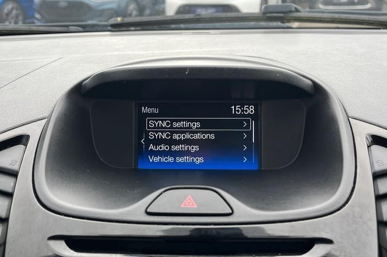 2017 Ford Ka+ 1.2 Zetec 5dr - 12 MONTHS MOT, 2 KEYS, LOW INSURANCE GROUP, REAR PARKING SE Hatchba...