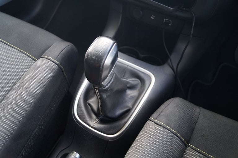 2018 Citroen C3 1.2 Petrol Flair Puretech S/S💥ULEZ FREE! 12-MOT 2-Owner 2-Key CarPlay