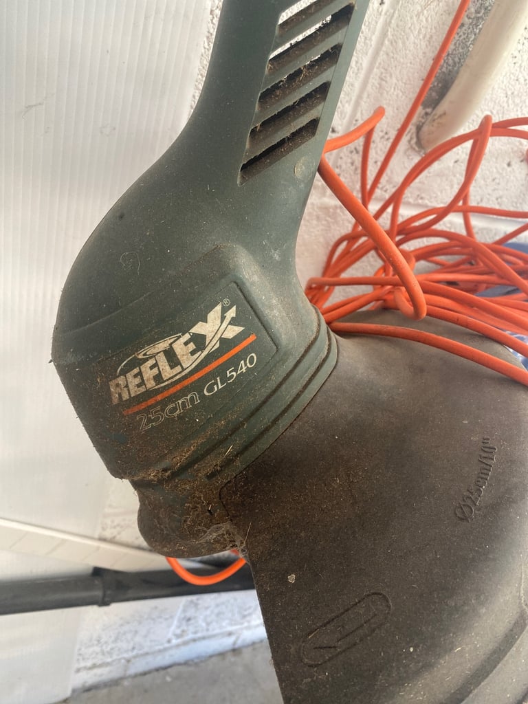 Black & Decker Garden Trimmer 