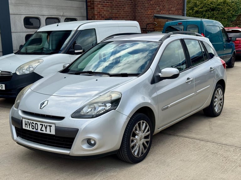 2010 Renault Clio 1.5 dCi Dynamique Sport Tourer 5dr (Tom Tom) ESTATE Diesel Manual