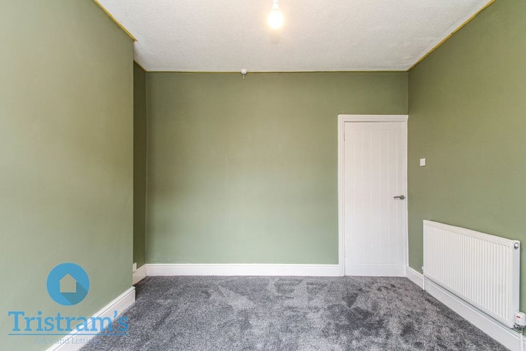 2 Bed House DE24 (URGENT)