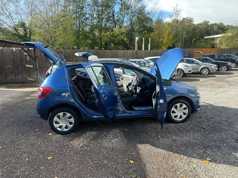 2013 Dacia Sandero 0.9 TCe Laureate Euro 5 5dr HATCHBACK Petrol Manual