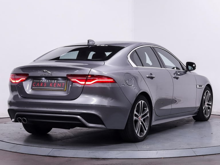 2022 Jaguar XE 2.0 D200 MHEV R-Dynamic SE Saloon 4dr Diesel Auto Euro 6 (s/s) (204 ps) SALOON Die...