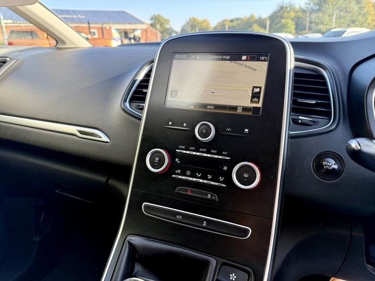 RENAULT GRAND SCENIC 1.6 Dynamique Nav dCi 130 2017