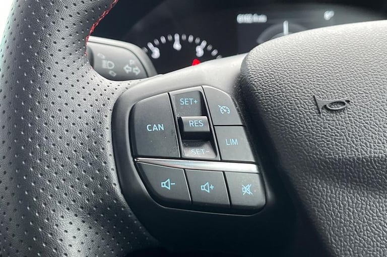 2025 Ford Focus 1.0 EcoBoost Hybrid mHEV ST-Line 5dr HATCHBACK PETROL Manual