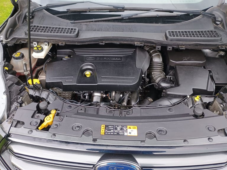 Ford, KUGA, Hatchback, 2019, Manual, 1997 (cc), 5 doors