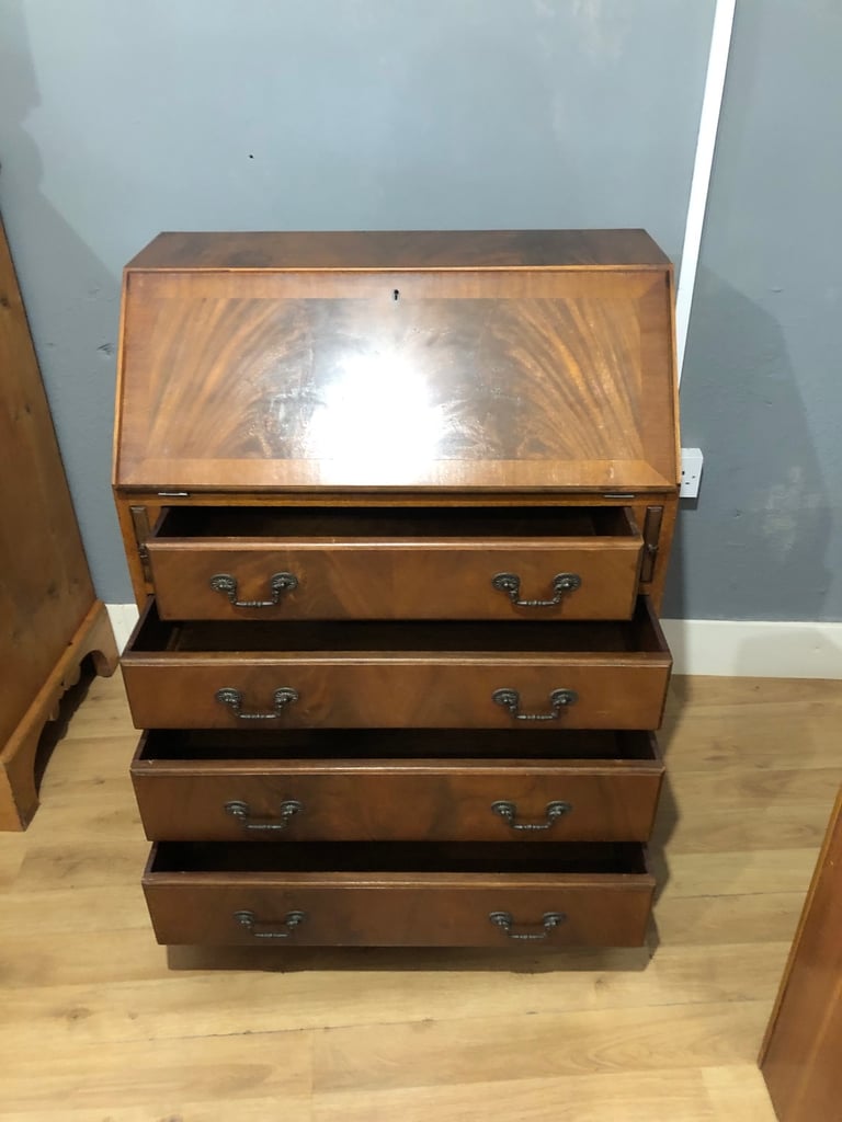 Antique wooden bureau writing desk with drawers 