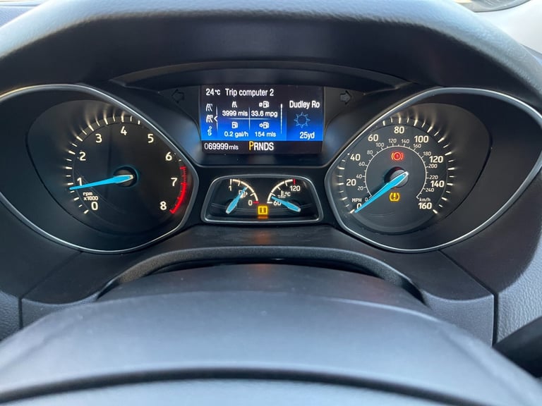 2015 Ford Focus TITANIUM 5-Door Petrol