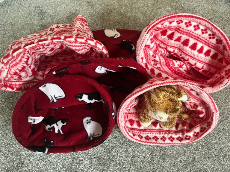 5 cat snuggle sacks