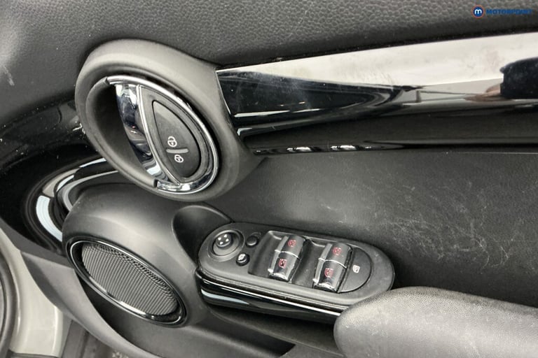 2022 MINI Hatch 1.5 Cooper Classic 5dr Auto Hatchback Petrol Automatic