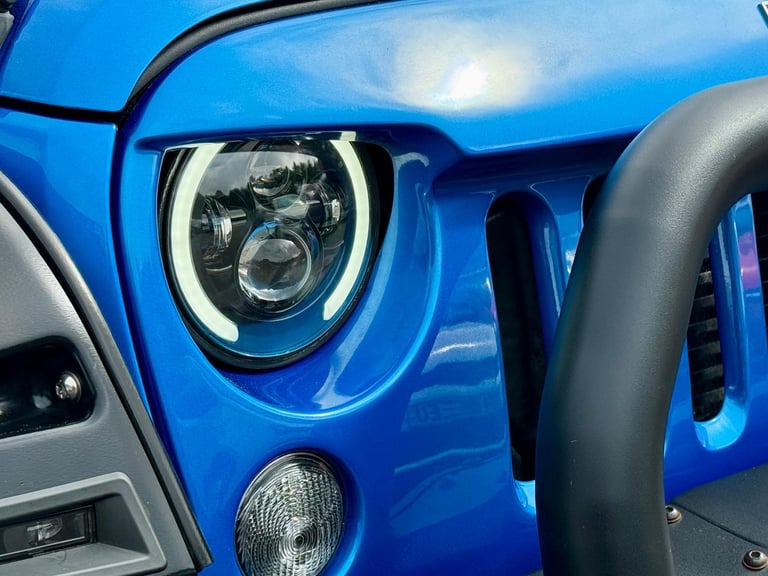 2015 Jeep Wrangler Sahara Auto 2.8 CRD **Deranged Conversion - Low Miles**