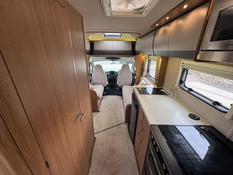 Autotrail Imala 730 Island Bed 4 Berth 2 Belts