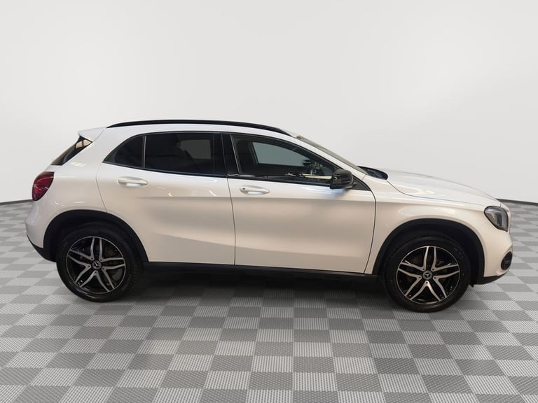 2018 Mercedes-Benz GLA 1.6 GLA180 Urban Edition SUV 5dr Petrol Manual Euro 6 (s/s) (122 ps) ESTAT...