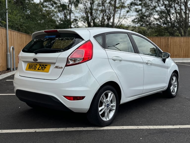 2016 Ford Fiesta 1.25 82 Zetec 5dr HATCHBACK Petrol Manual