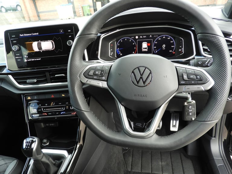 2025 Volkswagen T-Roc 1.5 TSI R-Line SUV 5dr Petrol Manual Euro 6 (s/s) (150 ps) HATCHBACK Petrol...
