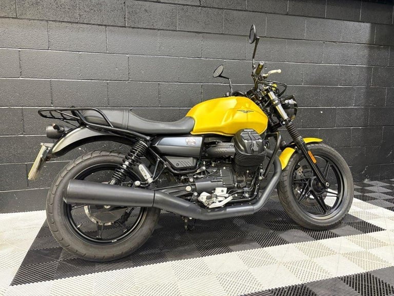 2023 23 MOTO GUZZI V7 853 IV STONE ROADSTER/RETRO PETROL MANUAL EURO 5 (65 PS)