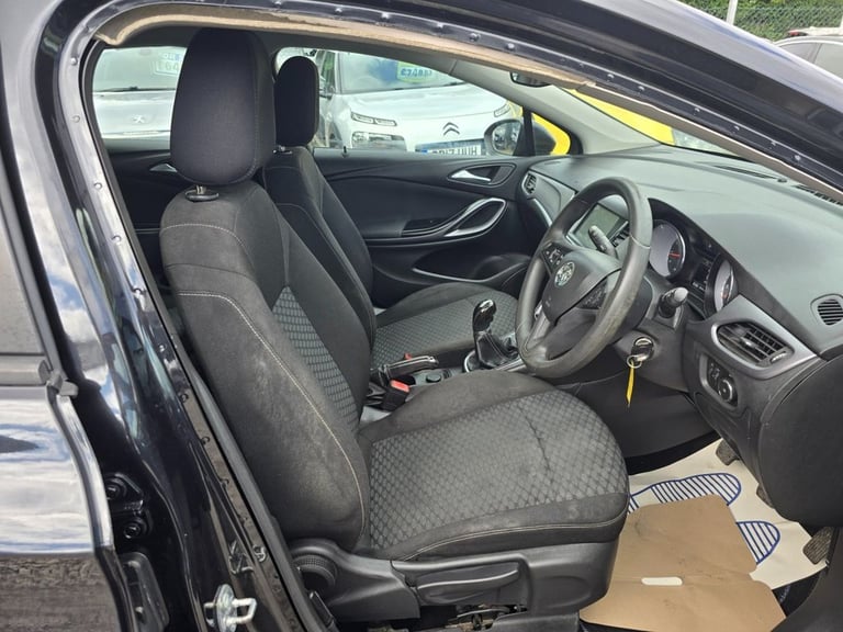 2016 16 VAUXHALL ASTRA 1.4I TURBO DESIGN HATCHBACK 5DR PETROL MANUAL EURO 6 (125