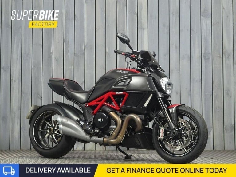 2015 S DUCATI DIAVEL CARBON
