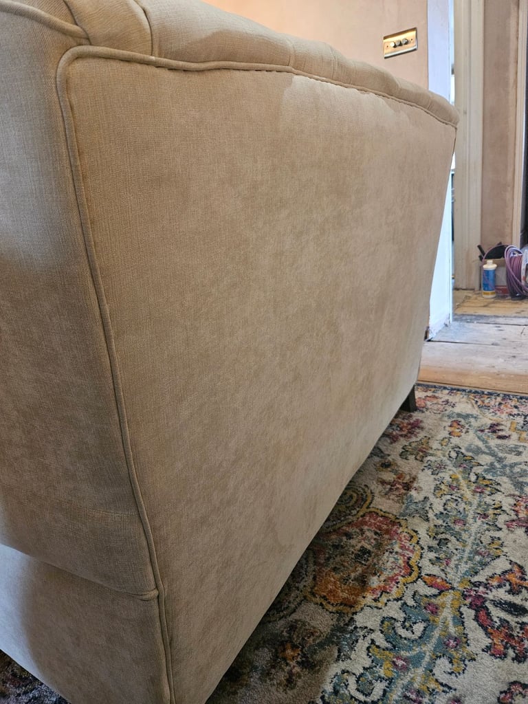 Cream Sofa - free to collect