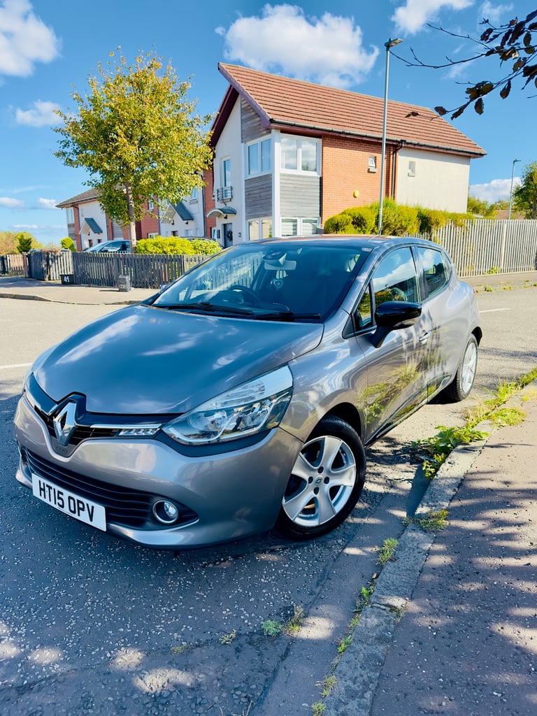 image for 2015 Renault Clio 1.2 16V Dynamique Nav